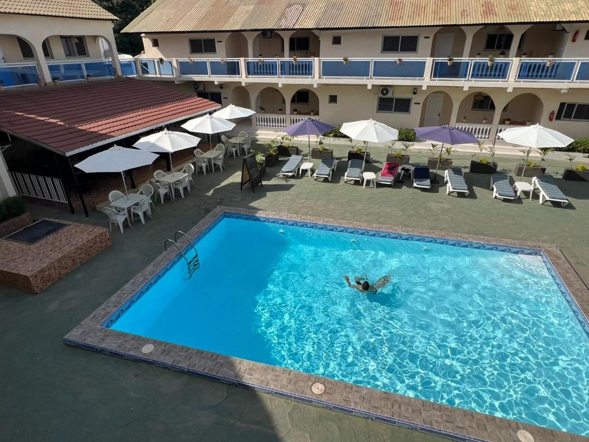 Tranquil Resort Hotel Brusubi Exteriör bild